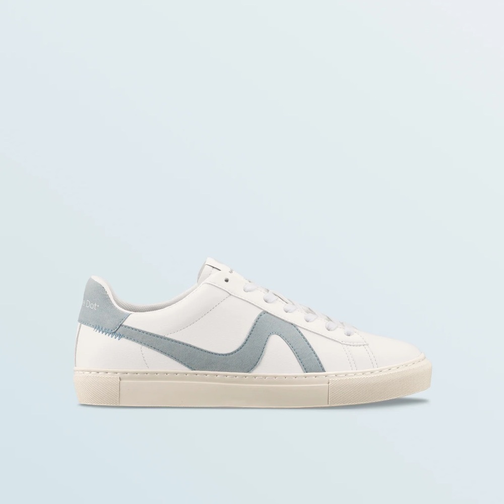 Koio Vegan 01 White sneakers with Light Blue Accent